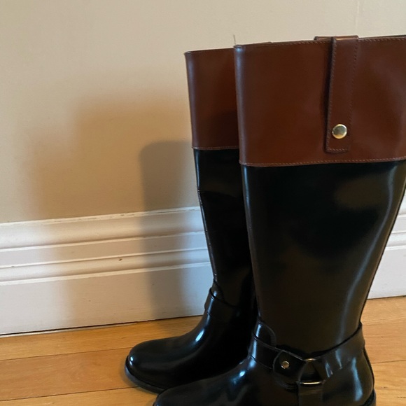 Brand new Chateau leather boots. Never worn! Size 7. Black and Tan. - Picture 3 of 3